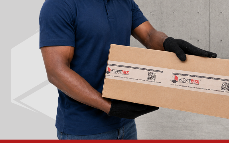 Fita adesiva personalizada com logomarca: como usar para promover a marca de forma criativa